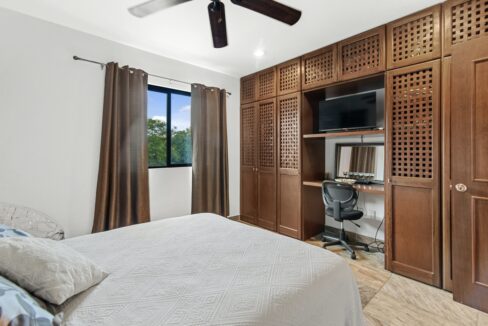 CASA LAS FLORES EN VENTA10