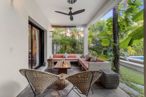 CASA LAS FLORES EN VENTA19
