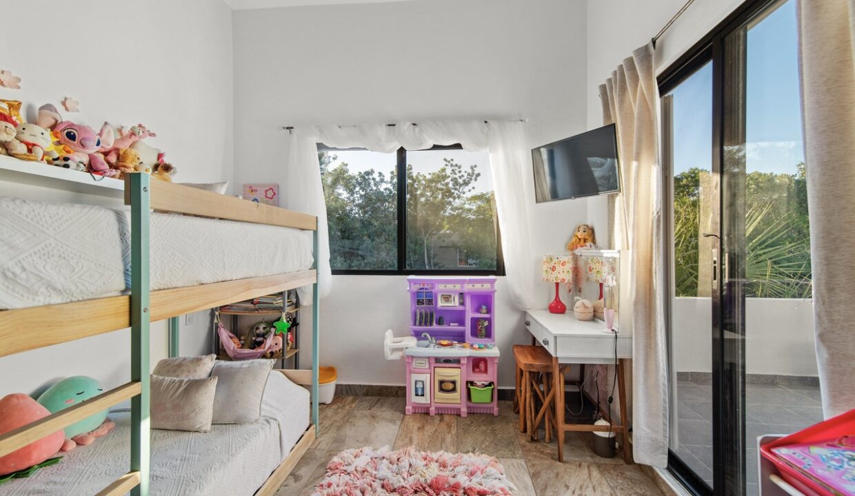 CASA LAS FLORES EN VENTA2