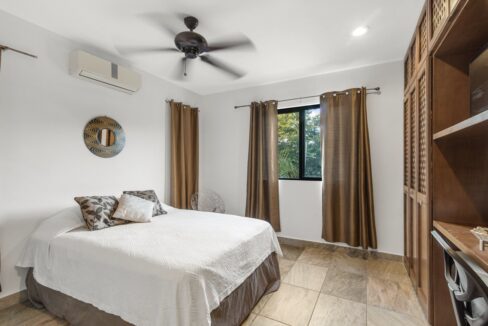 CASA LAS FLORES EN VENTA20