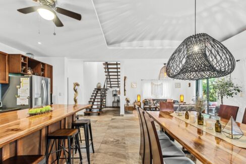 CASA LAS FLORES EN VENTA3