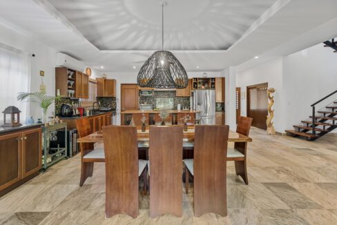 CASA LAS FLORES EN VENTA4