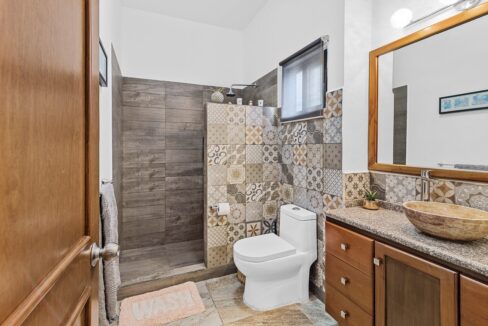 CASA LAS FLORES EN VENTA6
