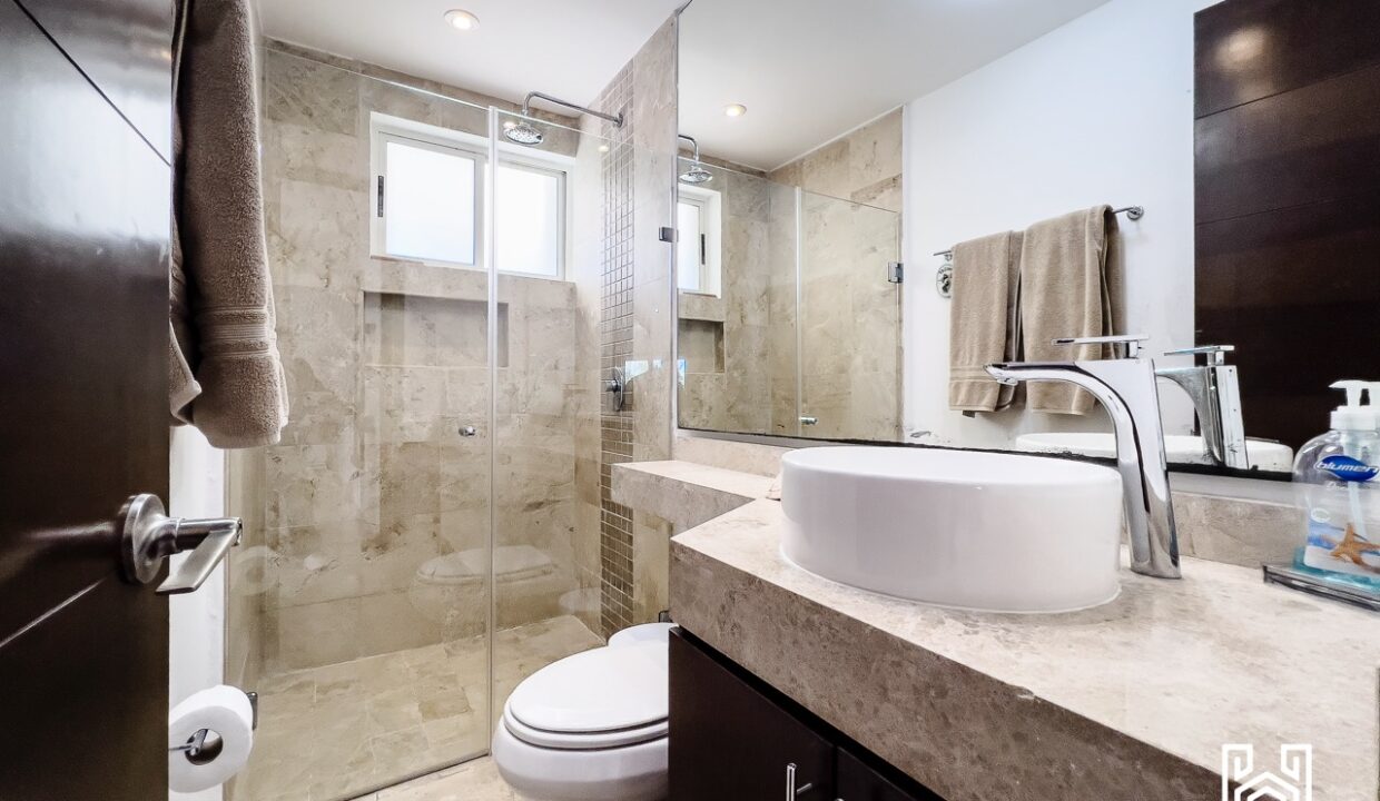 CONDO MARINA MIA13