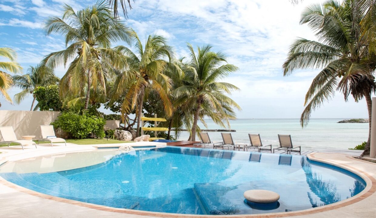 VILLA NAUTICA61