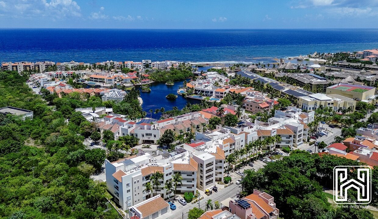 2MARINA MIA (304)0
