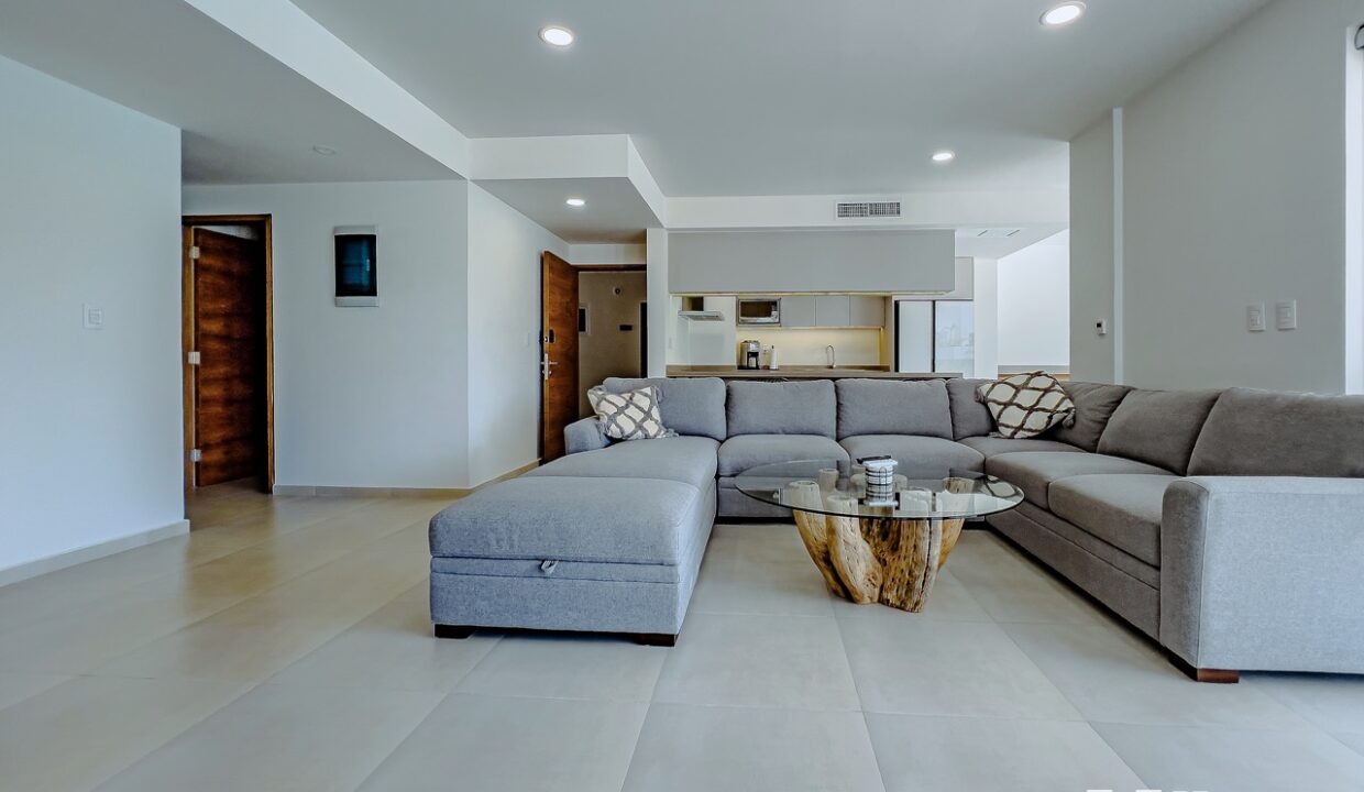 GRAND PENINSULA CINDY10