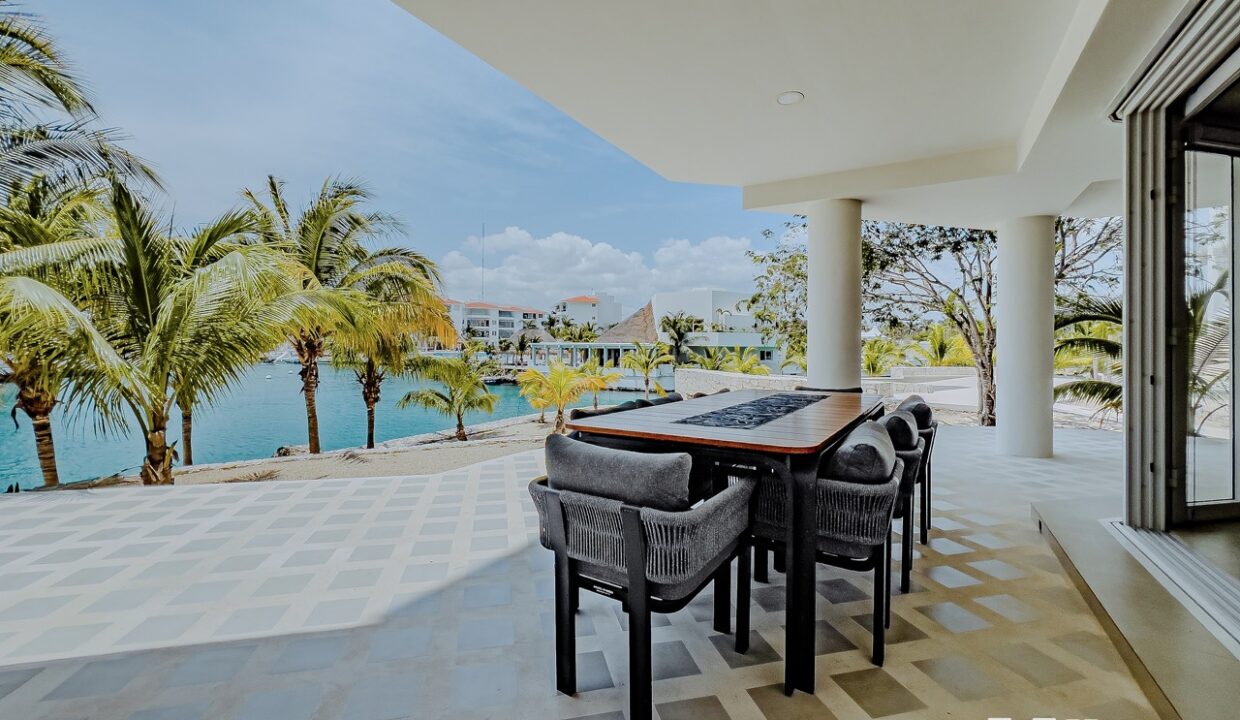 GRAND PENINSULA CINDY14