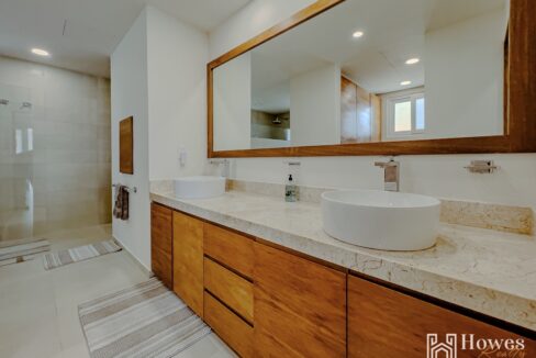 GRAND PENINSULA CINDY19