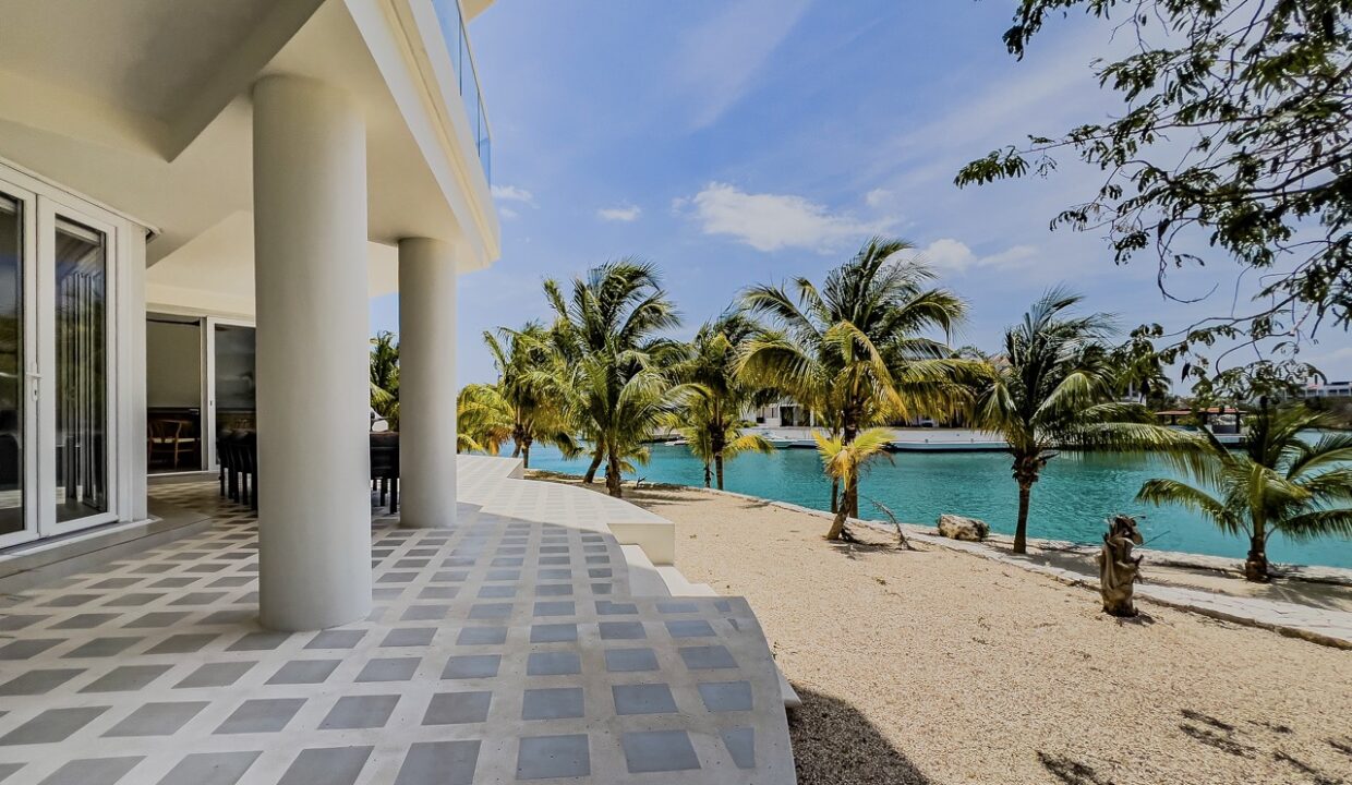 GRAND PENINSULA CINDY54
