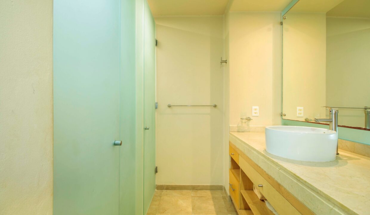 GRAND PENINSULA PB IMBERT9