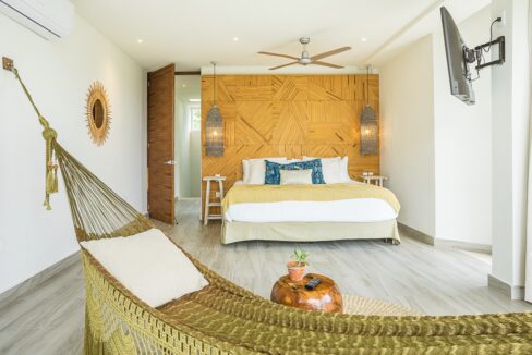 VILLA SERRANO WEB6