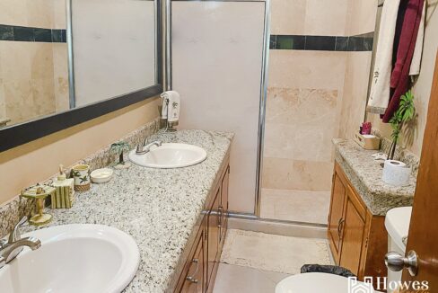 AV VILLAS PH II12