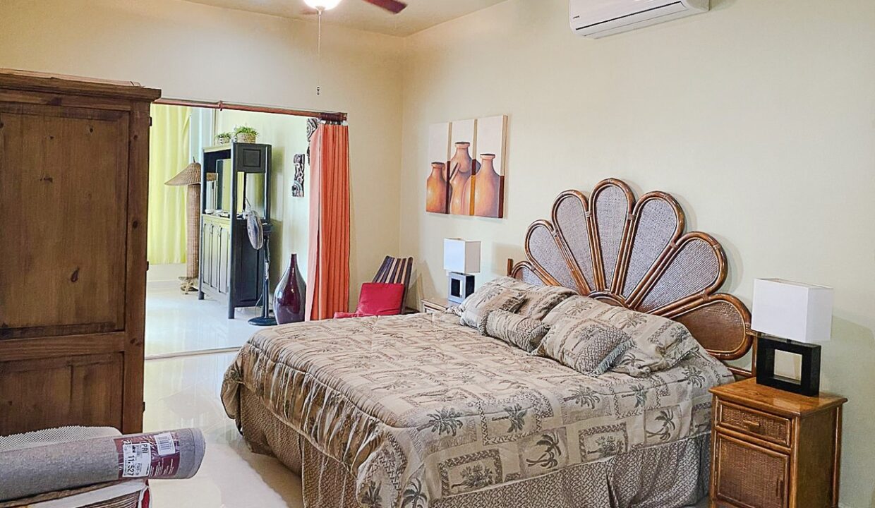 AV VILLAS PH II17