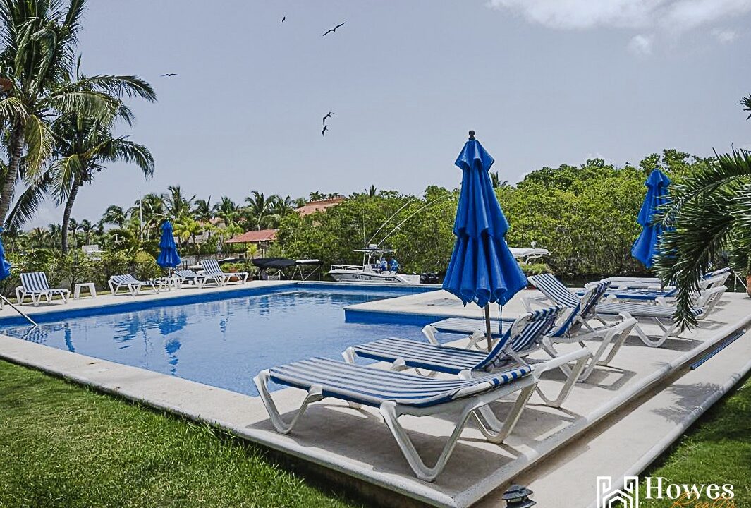 AV VILLAS PH II8