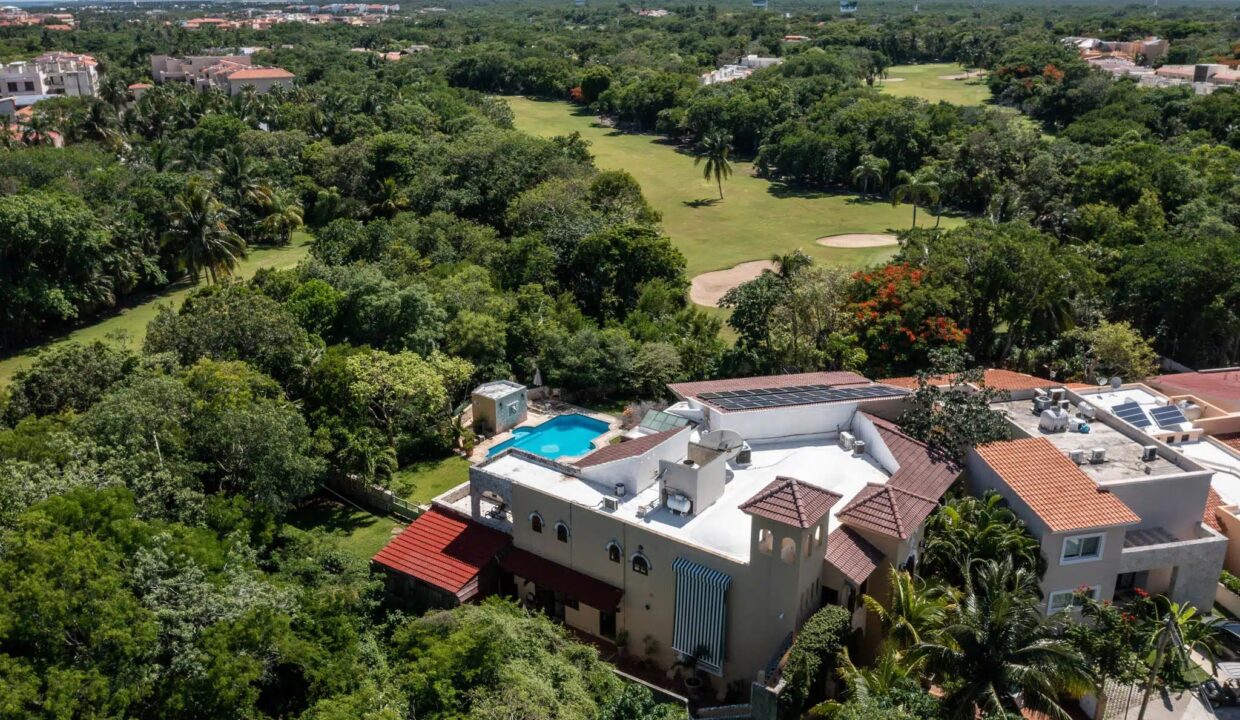 CASA LEONA24