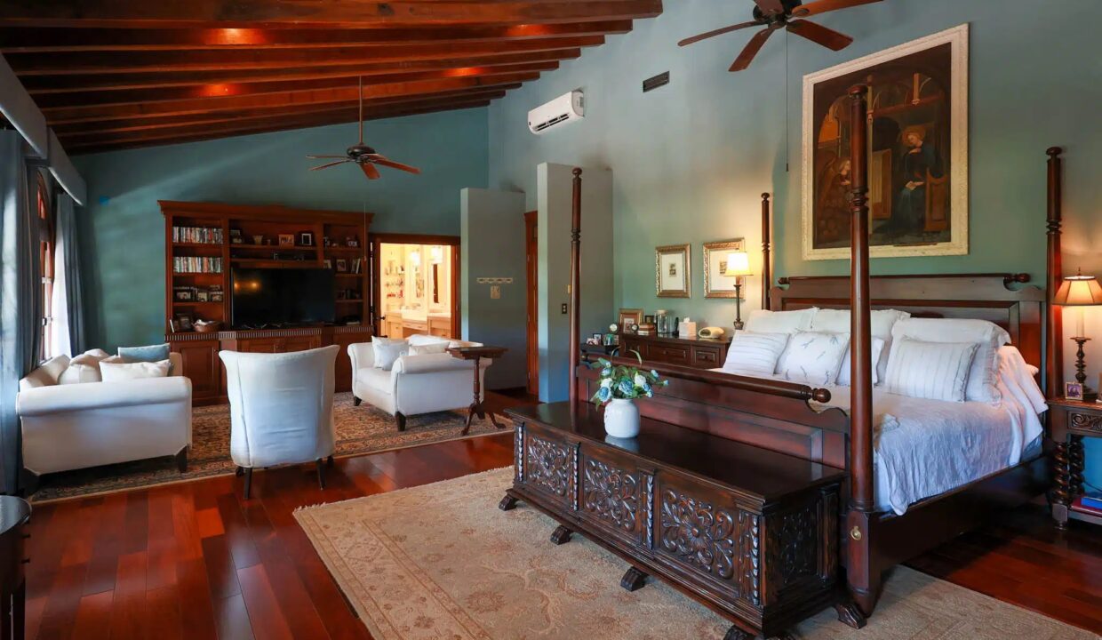 CASA LEONA38