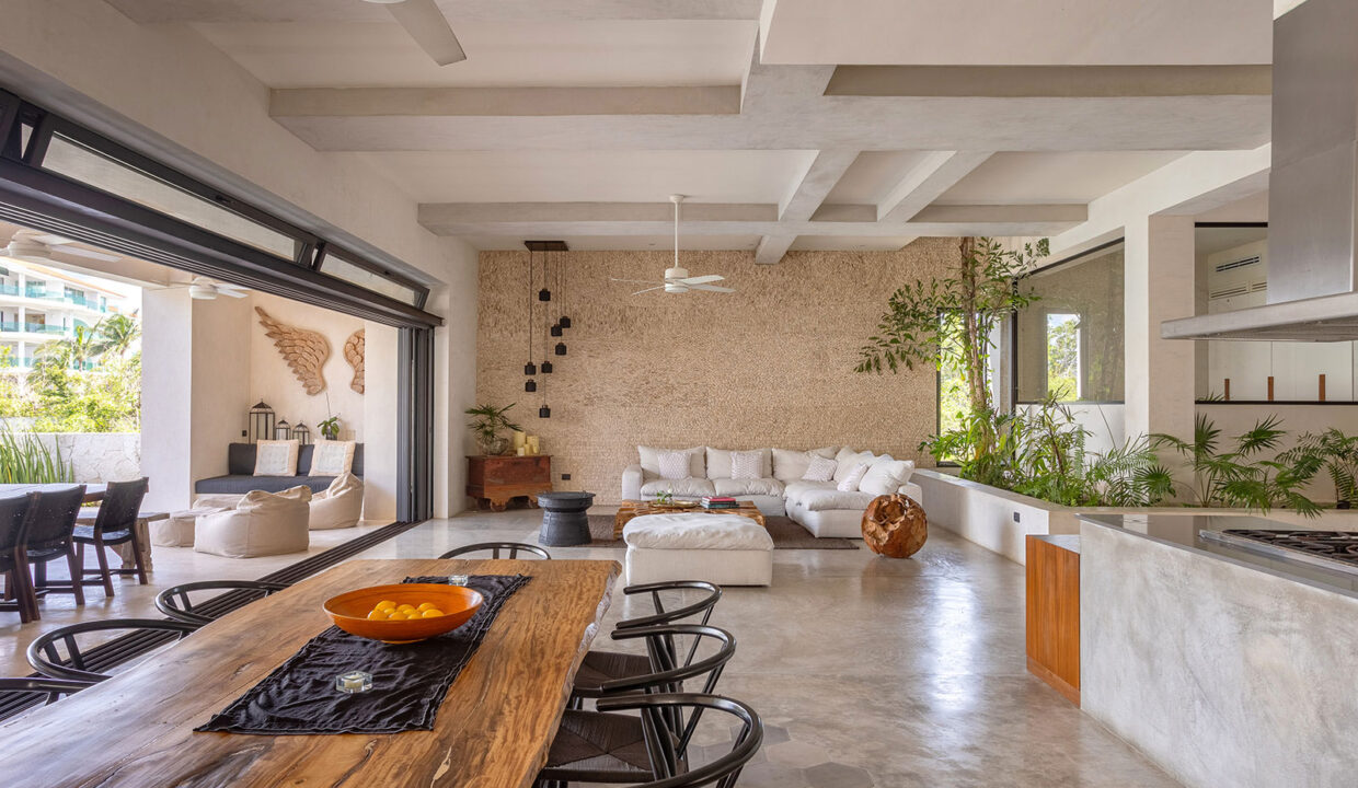 CASA ROCO8