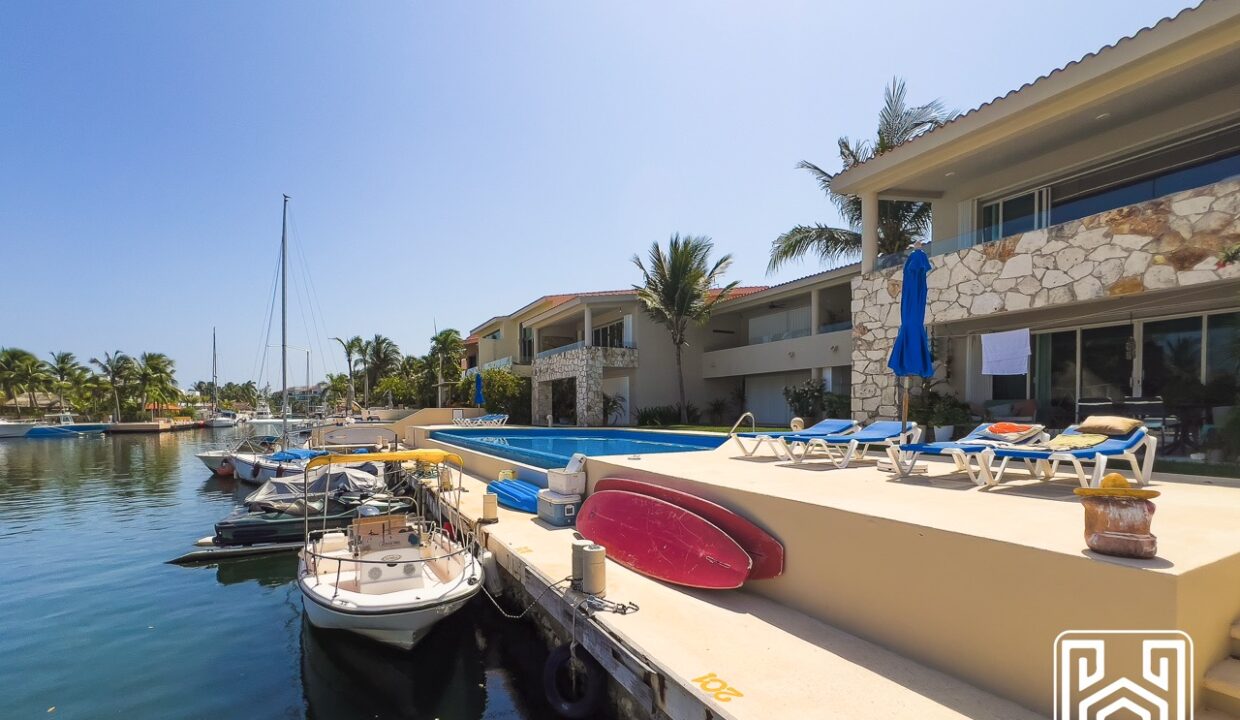 CONDO NAUTILIUS44