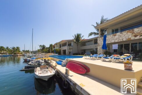 CONDO NAUTILIUS44