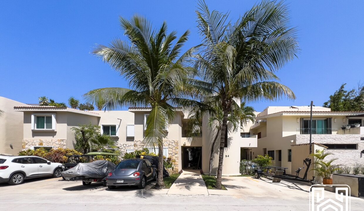 CONDO NAUTILIUS47