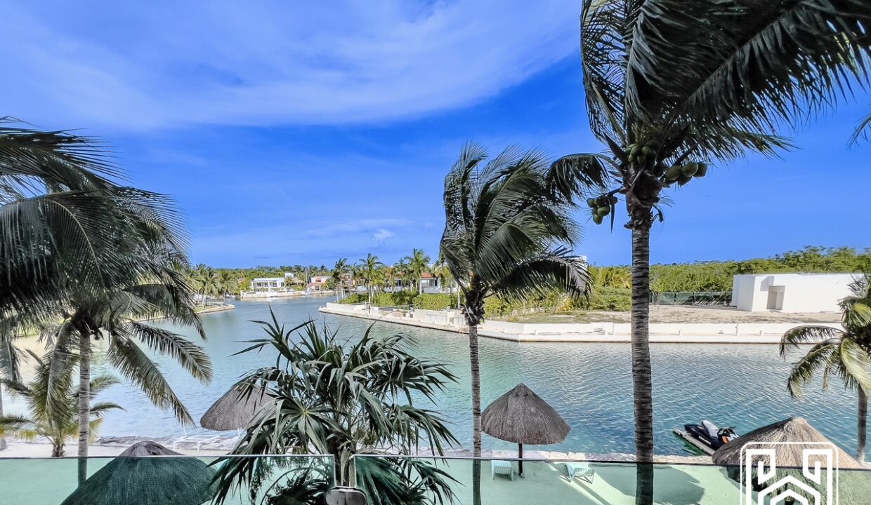 22GRAND PENINSULA (DOC)122