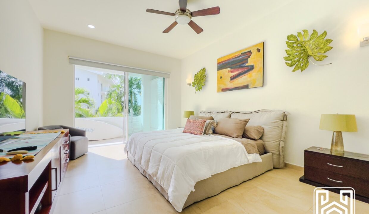 31GRAND PENINSULA (DOC)1