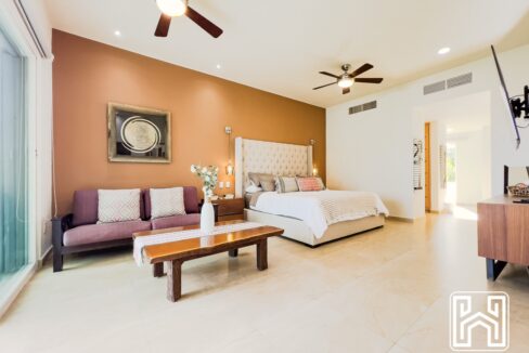 36GRAND PENINSULA (DOC)38