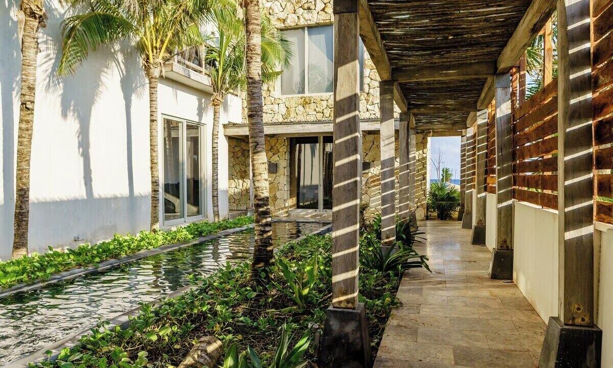 CASA CALETA13