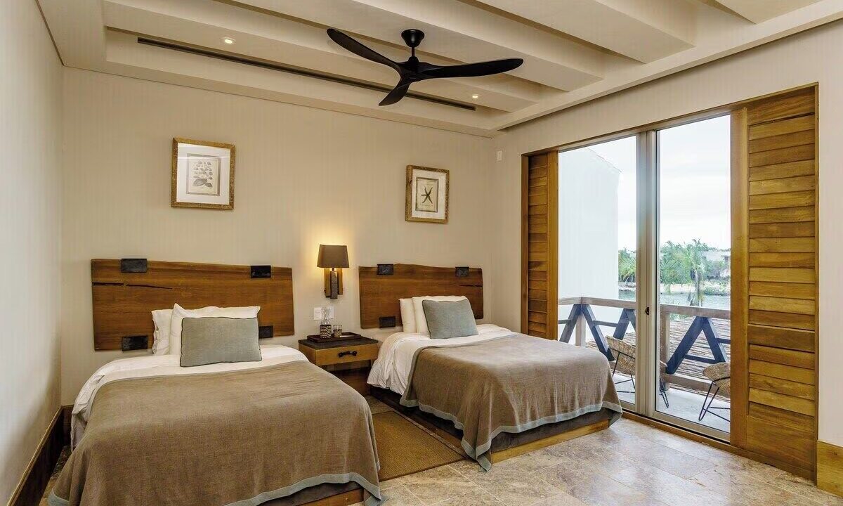 CASA CALETA21