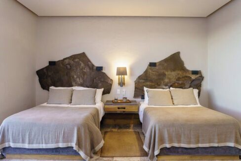 CASA CALETA38