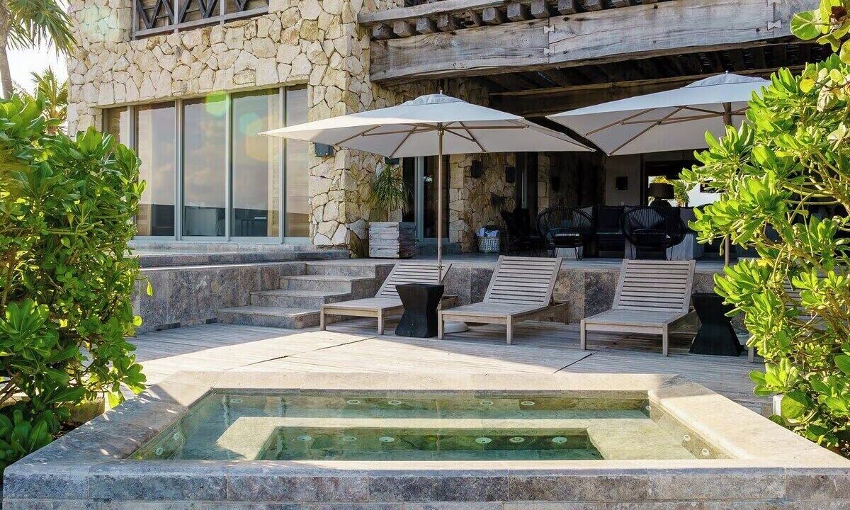 CASA CALETA44