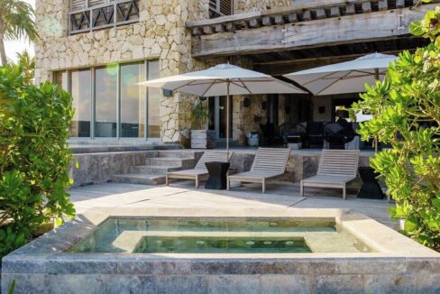 CASA CALETA44
