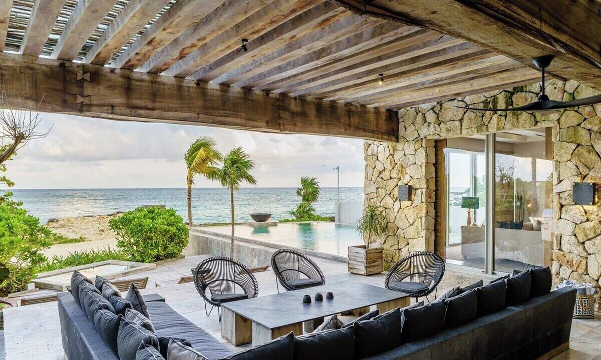 CASA CALETA9