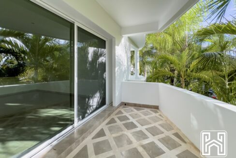 GRAND PENINSULA D104-30