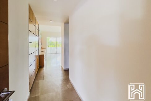 GRAND PENINSULA D104-35