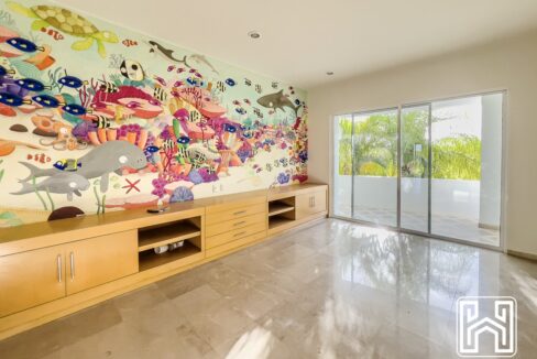 GRAND PENINSULA D104-39