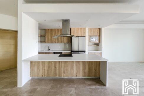 GRAND PENINSULA D104-40