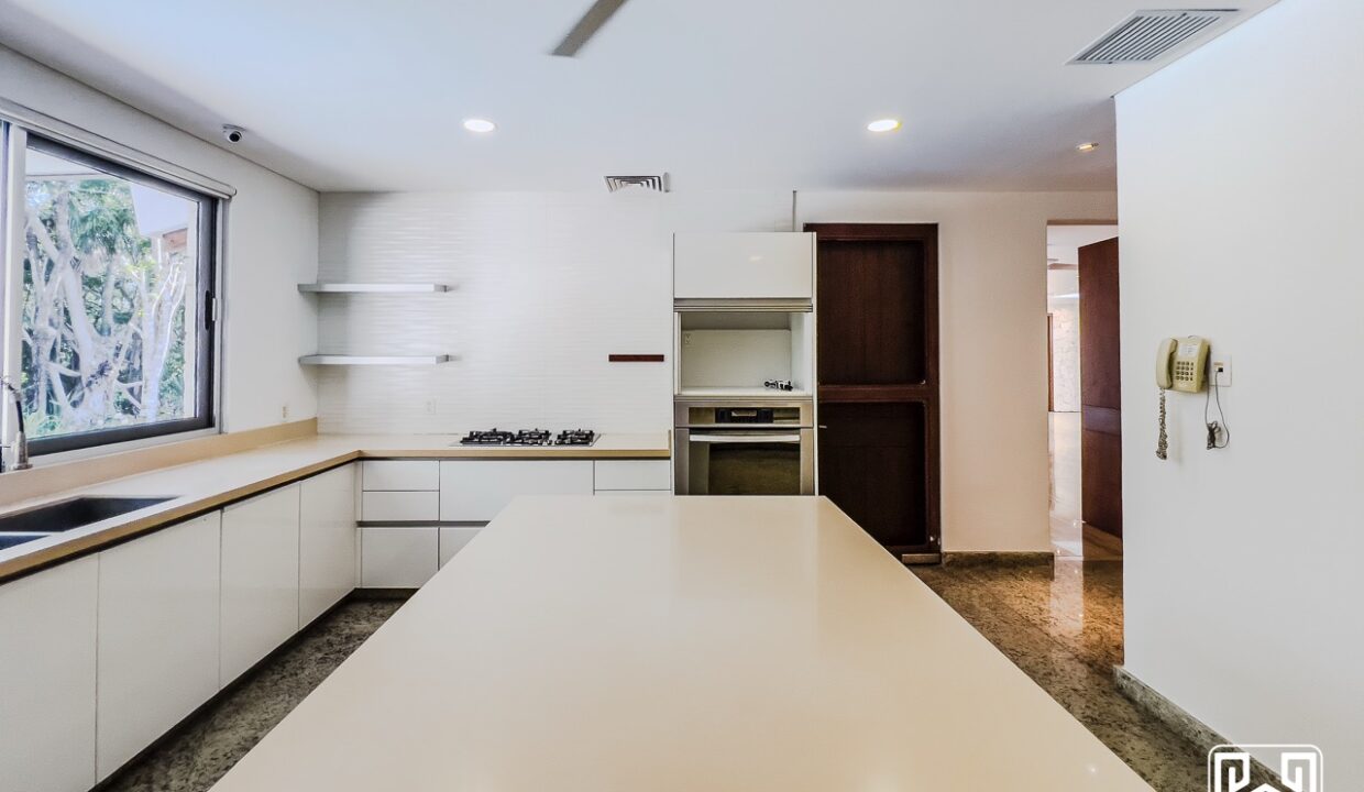 10CASA YALKU 4LOTS100