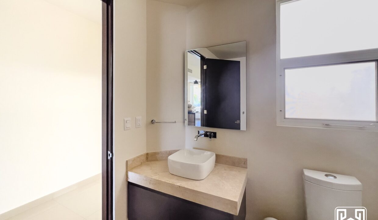 11CONDO 40 BLV11