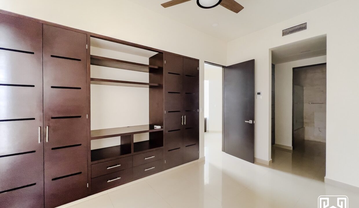 17CONDO 40 BLV14