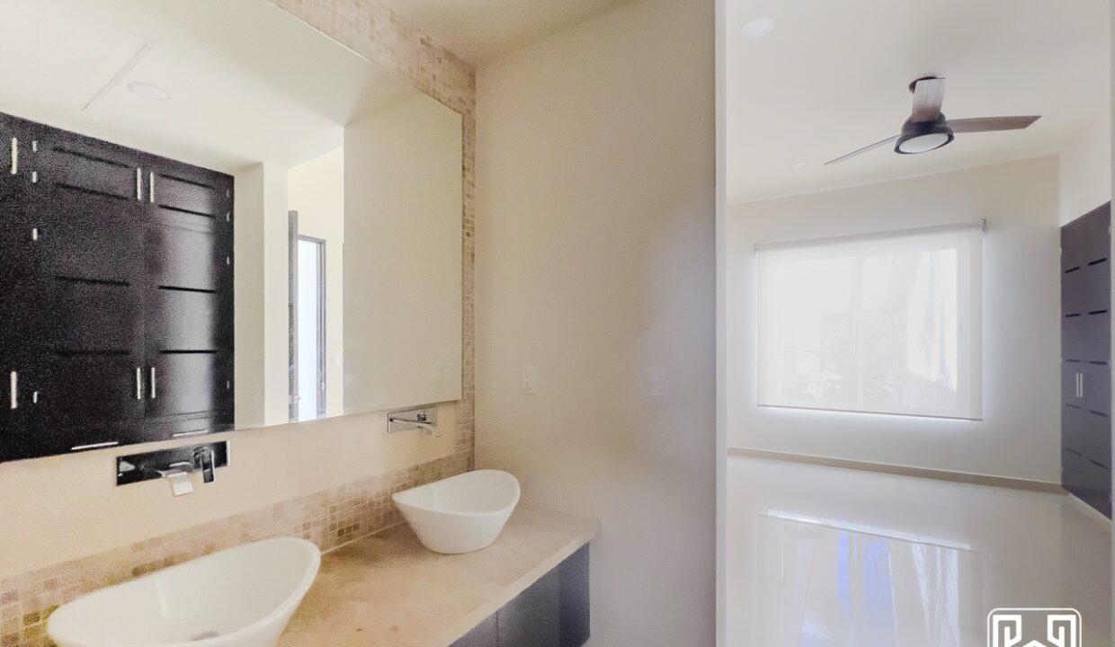 19CONDO 40 BLV16