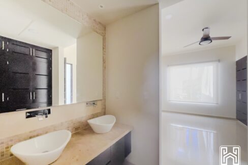 19CONDO 40 BLV16
