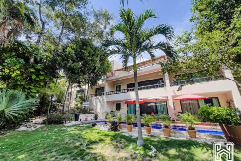 1CONDO PALMAS33