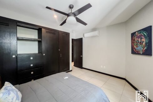 24CONDO PALMAS22