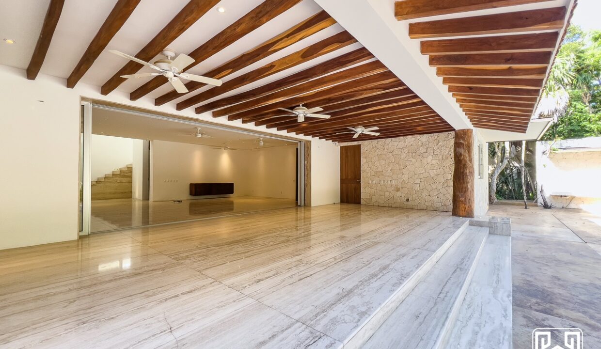 25CASA YALKU 4LOTS86