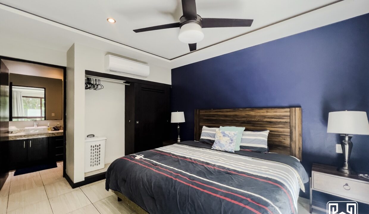 28CONDO PALMAS26