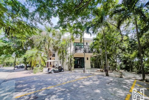 2CONDO PALMAS36