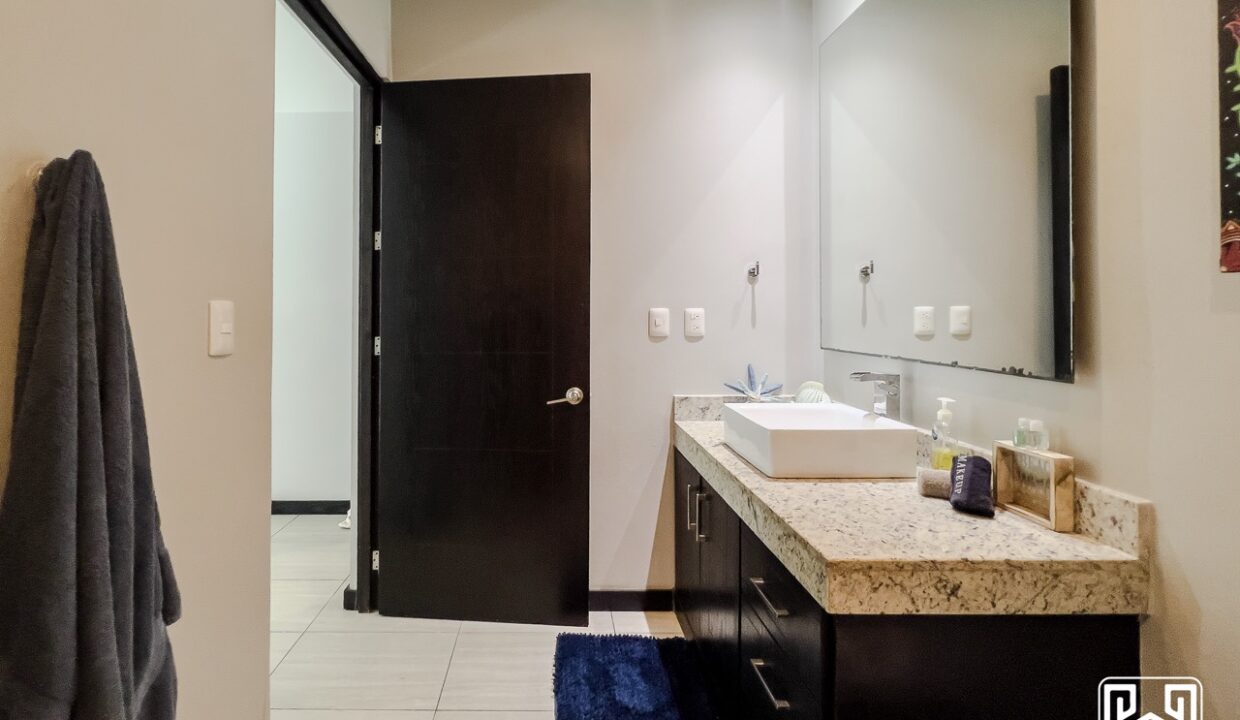 34CONDO PALMAS31