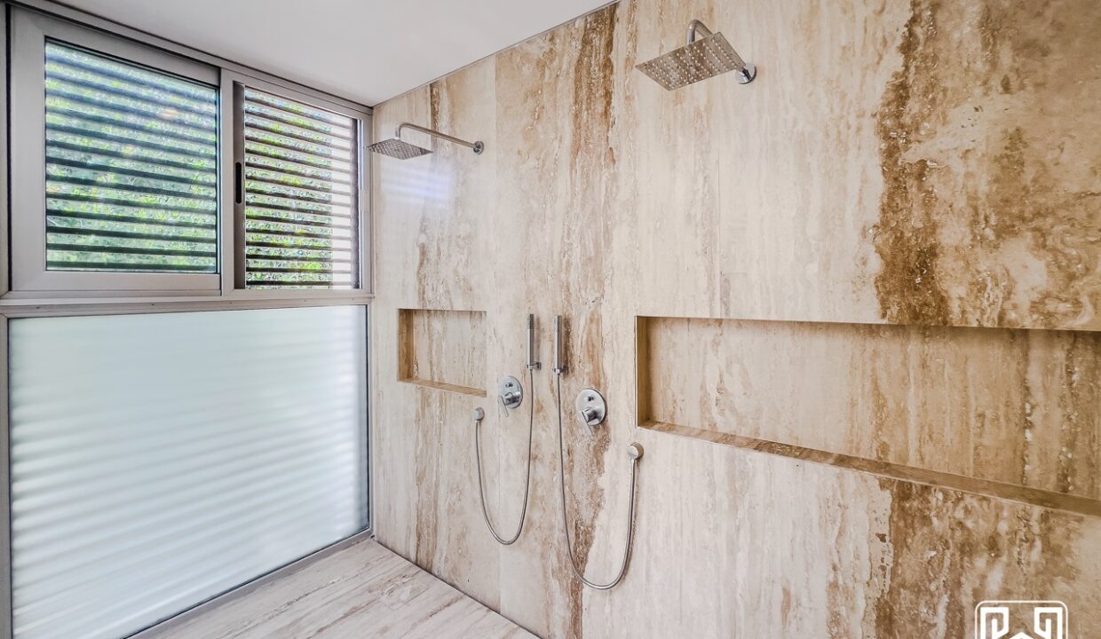 39CASA YALKU 4LOTS12